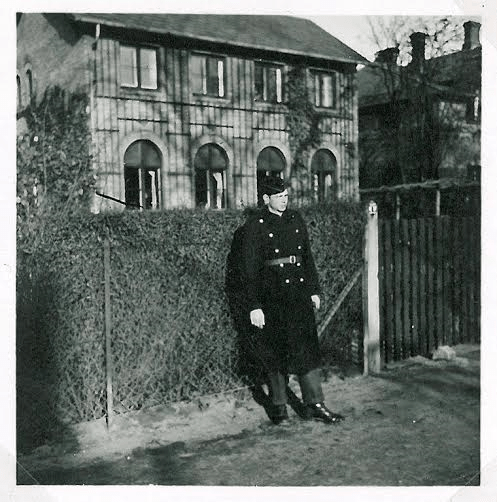 CB Betjent Aage Holm