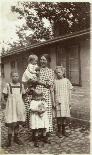 ruth-pa-armen-i-rigstedvej-3