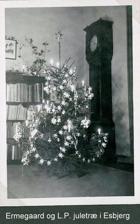 Min ældste moster Ermegaards juletræ fra Esbjerg under krigen